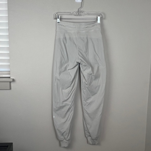 Lululemon Dance Studio Mid-Rise Jogger Pants *Full Length - Picture 3 of 6